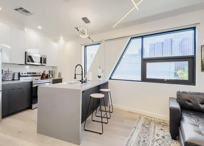 Apartament Rustic Urban Retreat *